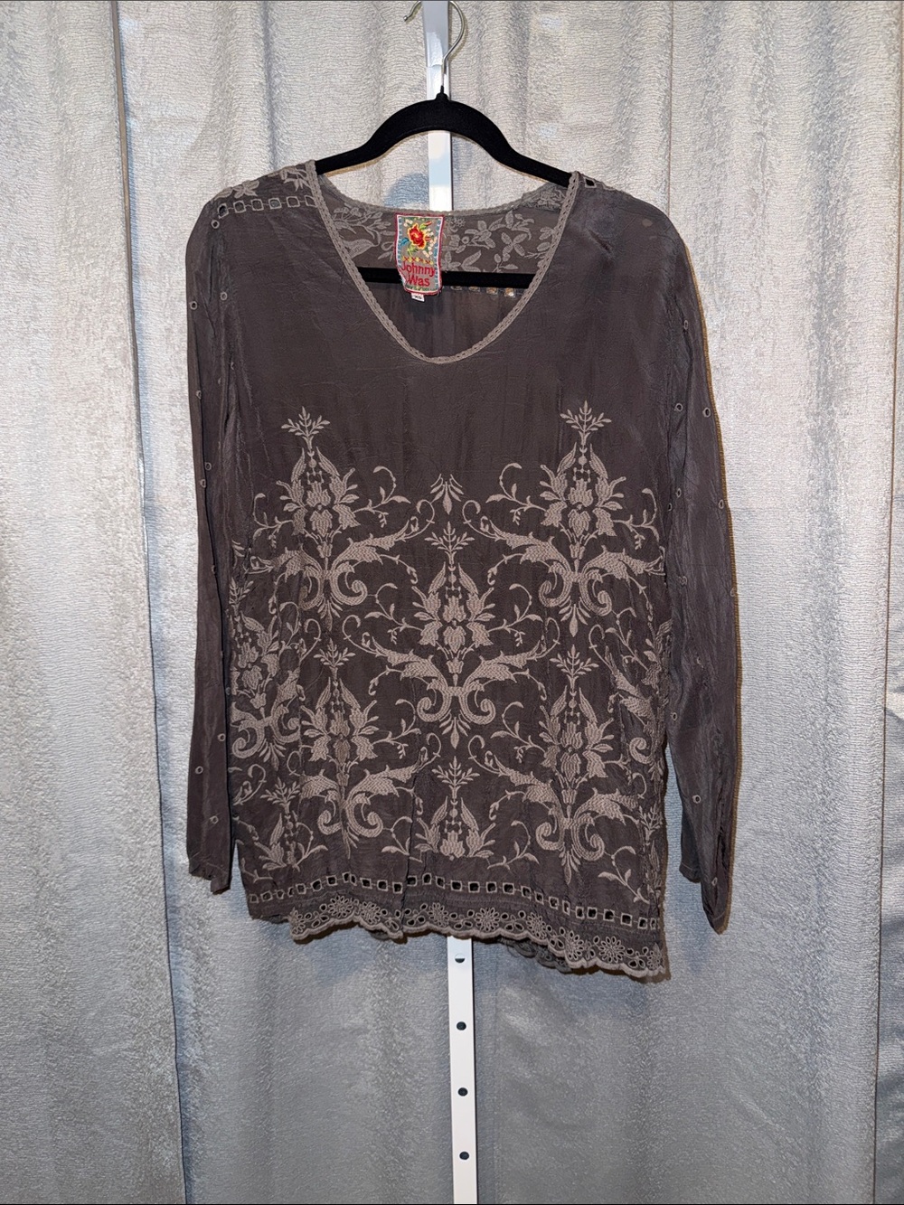 Johnny Was Boho Floral Embroidered Long Sleeve Top - Gray